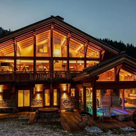 Splendor: The Luxury Of A Chalet In 5b *