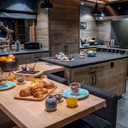 Splendor: The Luxury Of A Chalet In 5b Chalet *